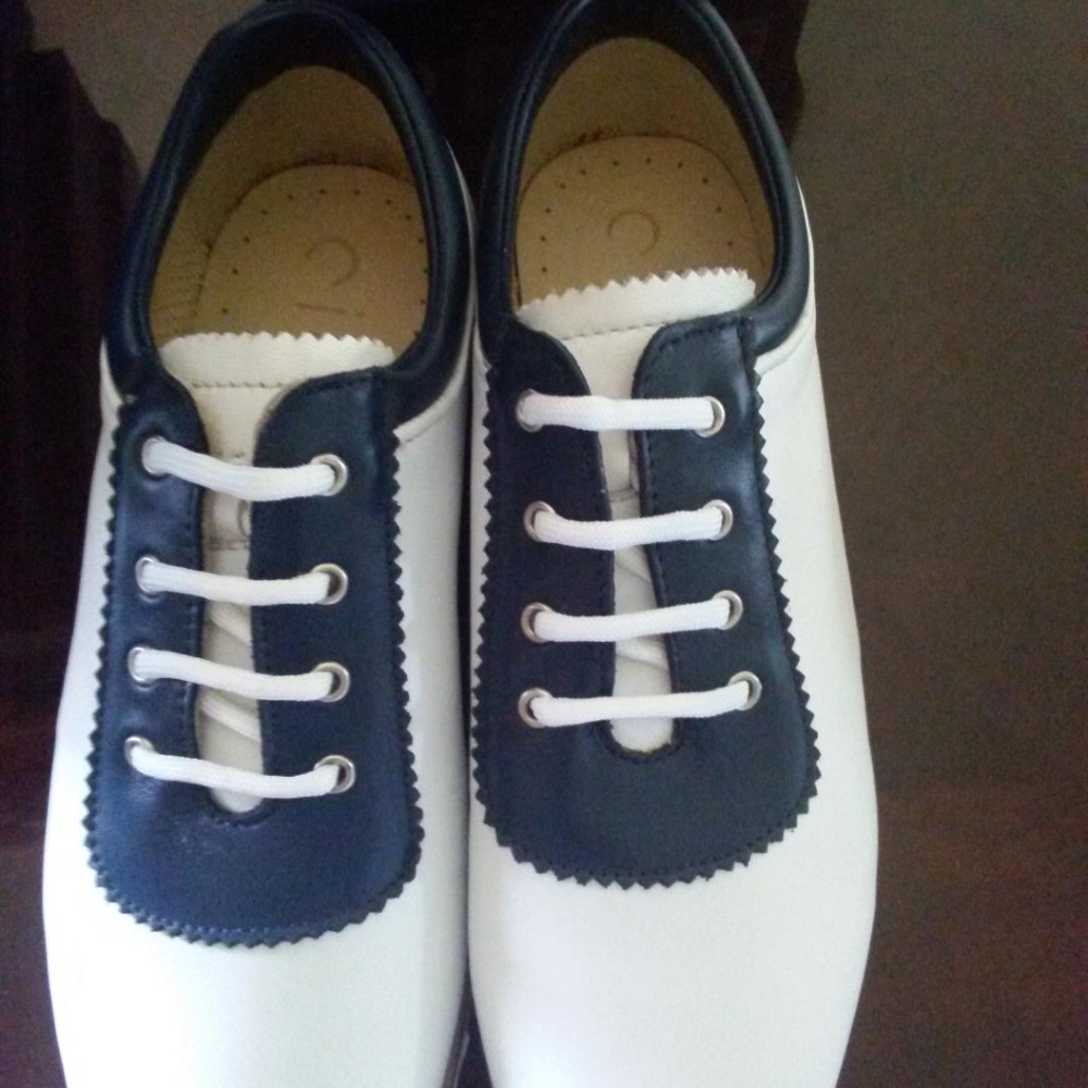 Men's Casual Golf Shoes Cielo Sizes 6, 6.5, and 8